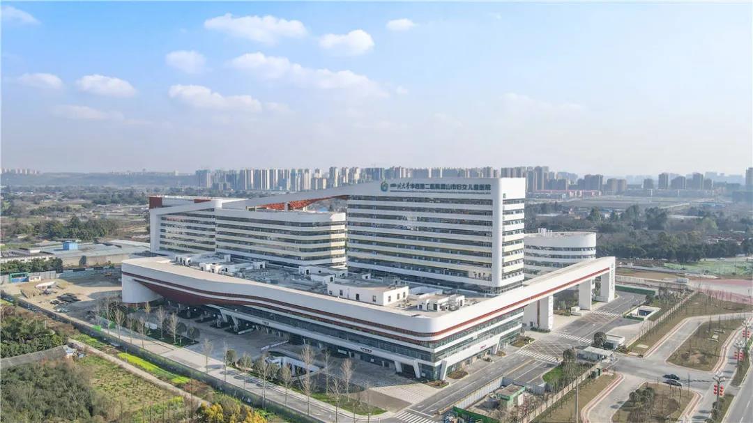 西部領(lǐng)先的醫(yī)療建筑總承包專家——十二公司承建醫(yī)療衛(wèi)生項目盤點！(圖3)
