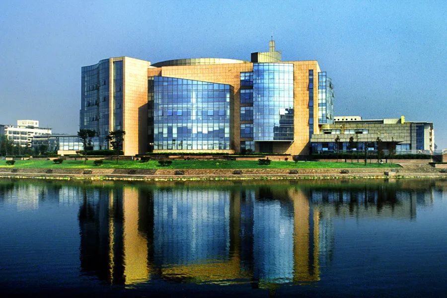 積極的學校善建者——十二公司承建學校工程盤點！(圖12)